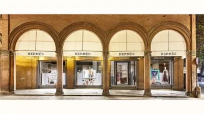 hermes bologna chiude|hermes catalogo.